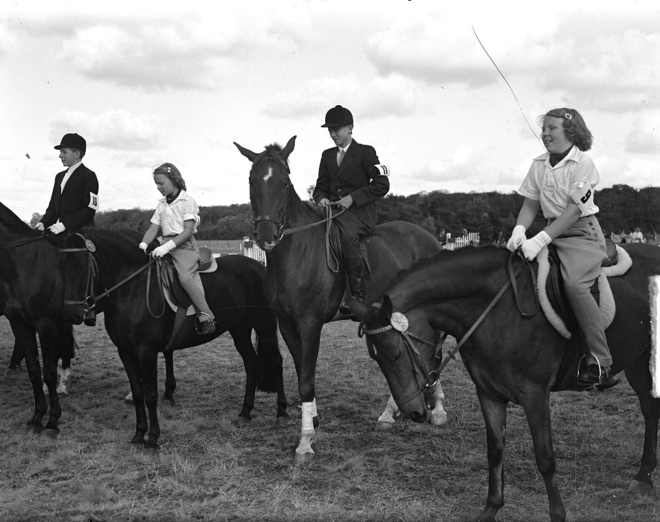 Concours Hippique , Koninklijke familie, Bestanddeelnr 903-5414