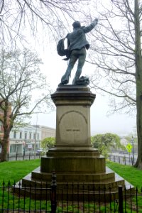 Commodore Oliver Hazard Perry by William Green Turner, 1885 - Eisenhower Park - Newport, Rhode Island - DSC03991