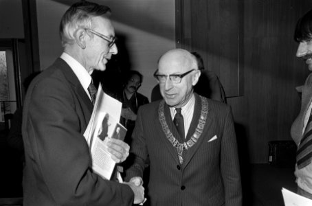 Conferentie Vrede en Veiligheid in Amsterdam 5 Van der Stoel en Van der Doef , Bestanddeelnr 928-8723