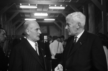 Conferentie van Raad van Jongeren van Verbond van Wereldfederalisten in Paleis N, Bestanddeelnr 919-0196