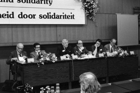 Conferentie werkgelegenheid (PvdA) in Amsterdam, RAI overzicht, Bestanddeelnr 930-0458