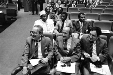 Conferentie over vrede en internationaal recht van niet-gebonden landen in Den H, Bestanddeelnr 934-4743