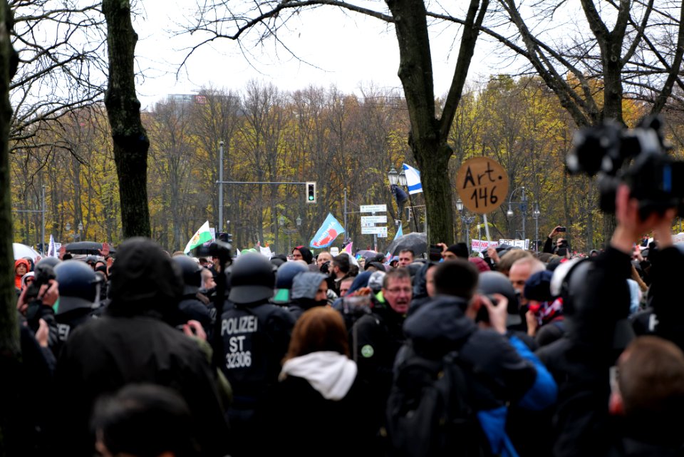 Conspiracist demonstration Berlin 2020-11-18 216