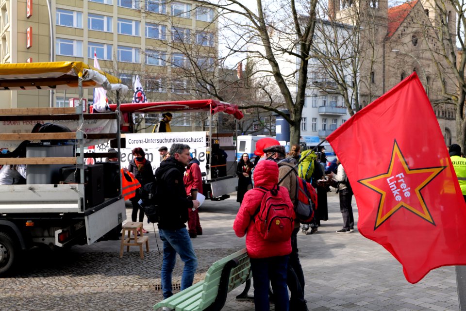Conspiracist demonstration Berlin 2021-03-28 07