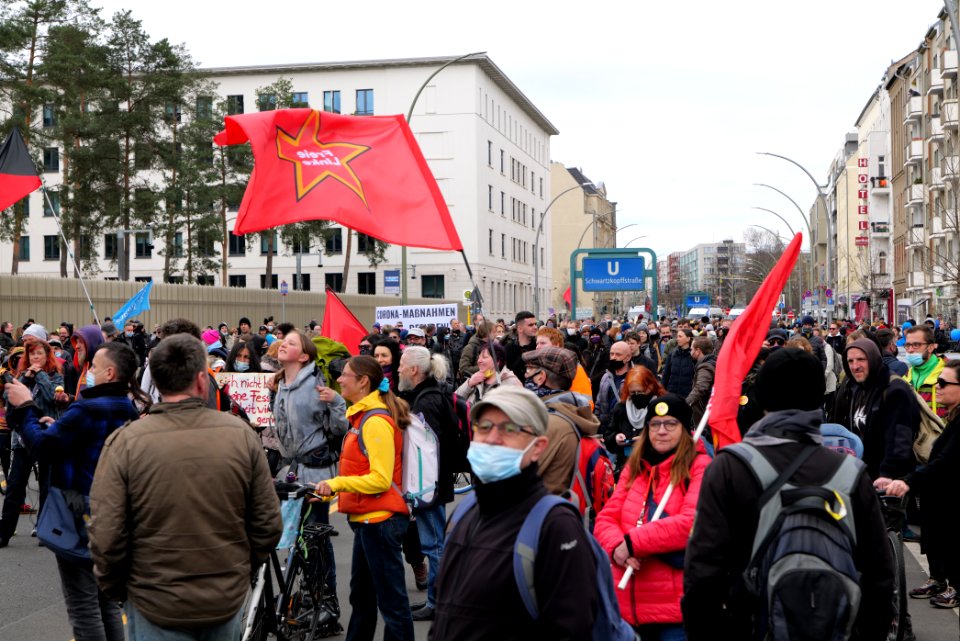 Conspiracist demonstration Berlin 2021-03-28 38