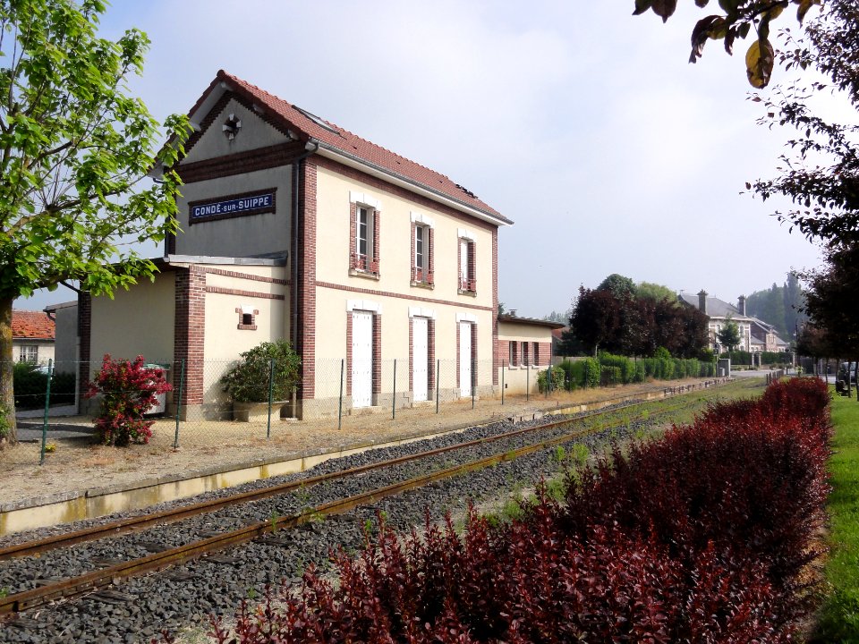 Condé-sur-Suippe (Aisne) la gare