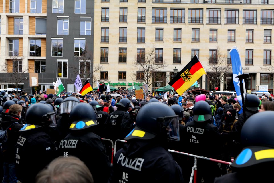 Conspiracist demonstration Berlin 2020-11-18 81