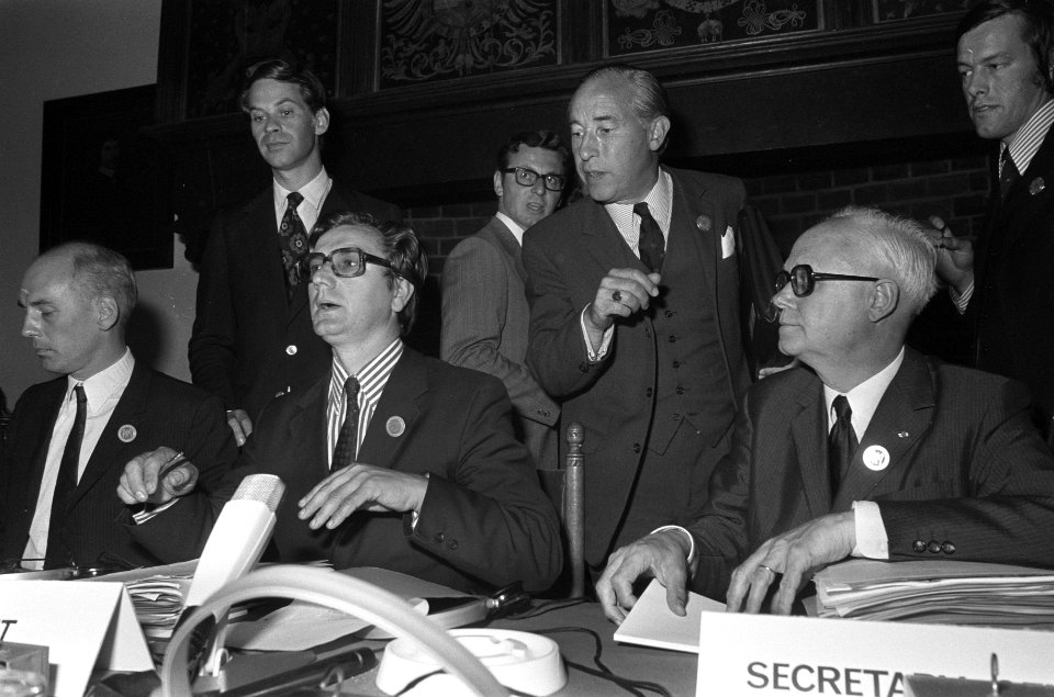 Conferentie Europese ministers van Verkeer in Den Haag, Bestanddeelnr 926-4810