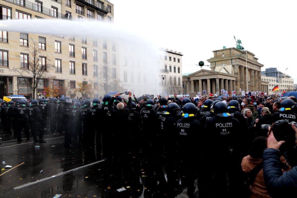 Conspiracist demonstration Berlin 2020-11-18 130