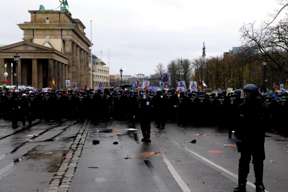 Conspiracist demonstration Berlin 2020-11-18 184