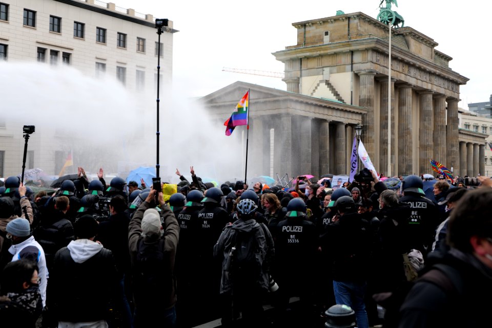Conspiracist demonstration Berlin 2020-11-18 220