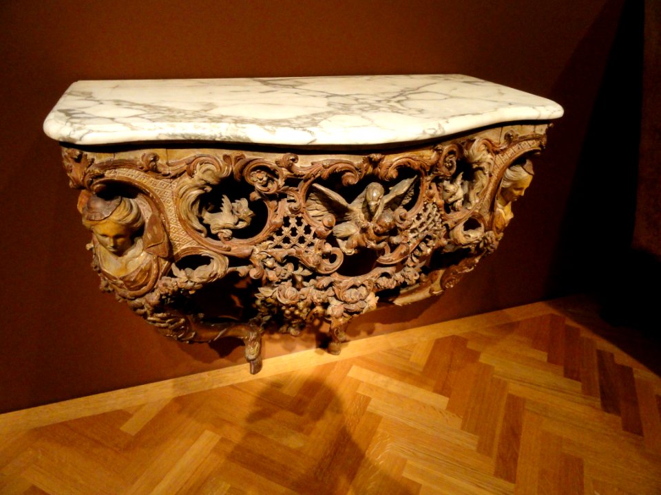 Console Table, about 1720, France, wood - Cleveland Museum of Art - DSC09013
