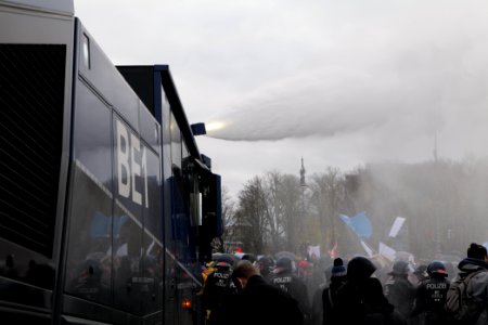 Conspiracist demonstration Berlin 2020-11-18 237