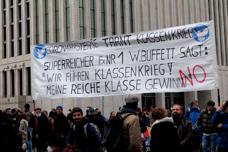 Conspiracist demonstration Berlin 2021-03-28 46