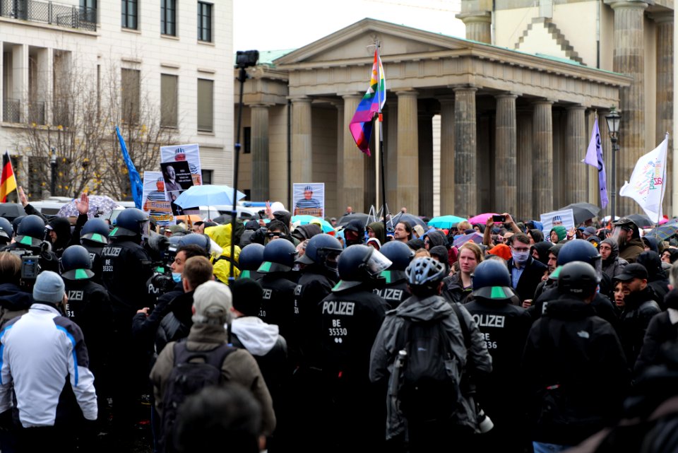 Conspiracist demonstration Berlin 2020-11-18 218