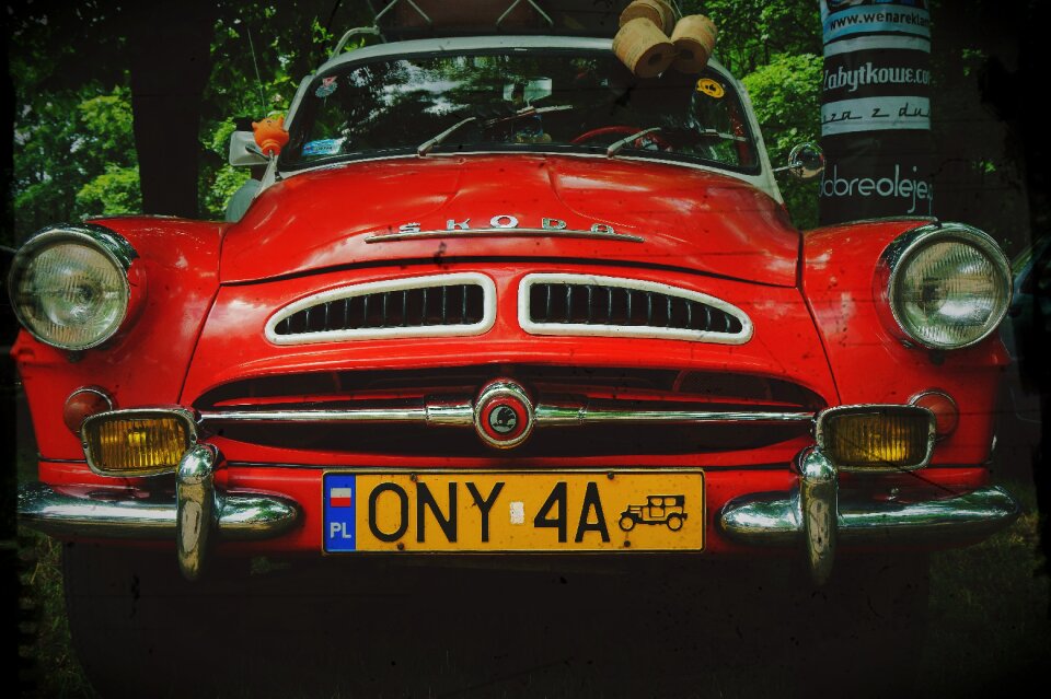 Mask the front of the car old