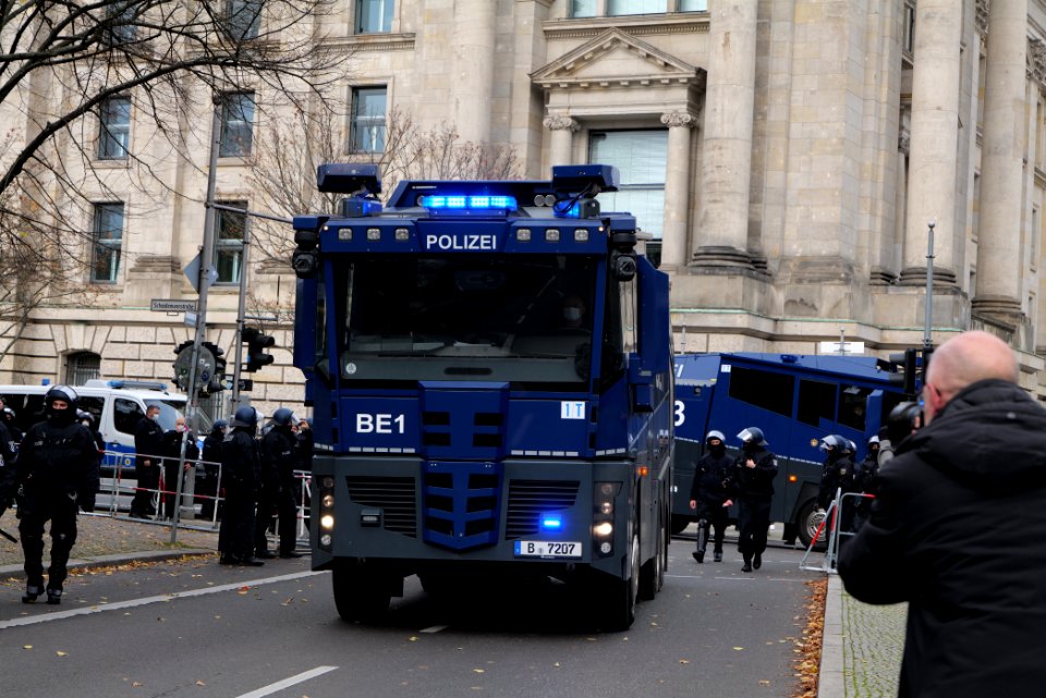 Conspiracist demonstration Berlin 2020-11-18 65