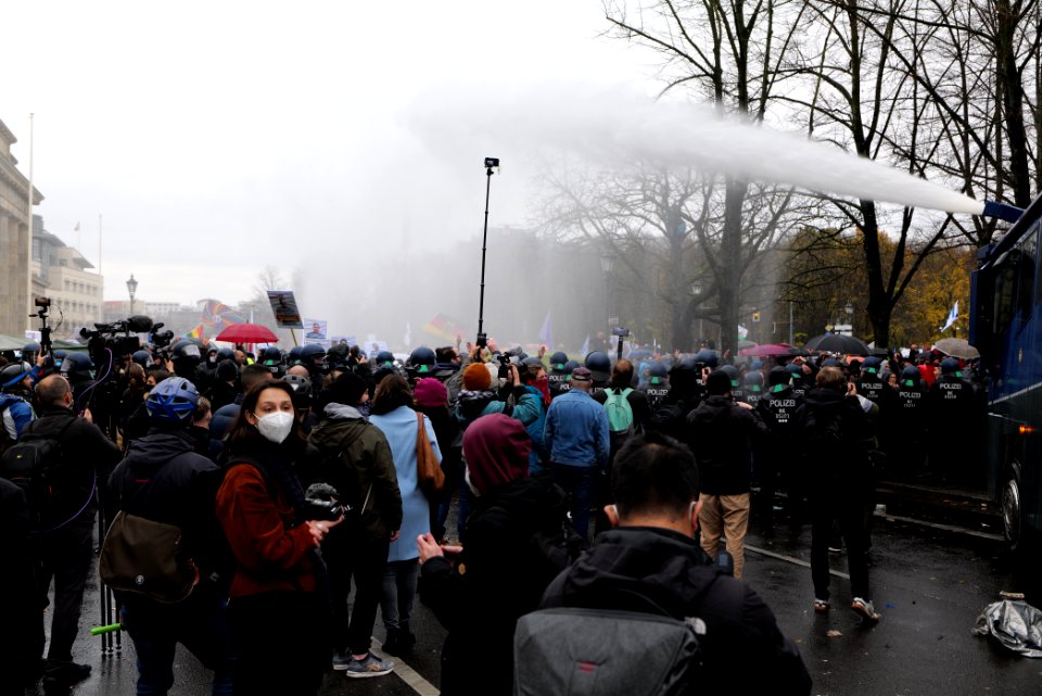 Conspiracist demonstration Berlin 2020-11-18 178