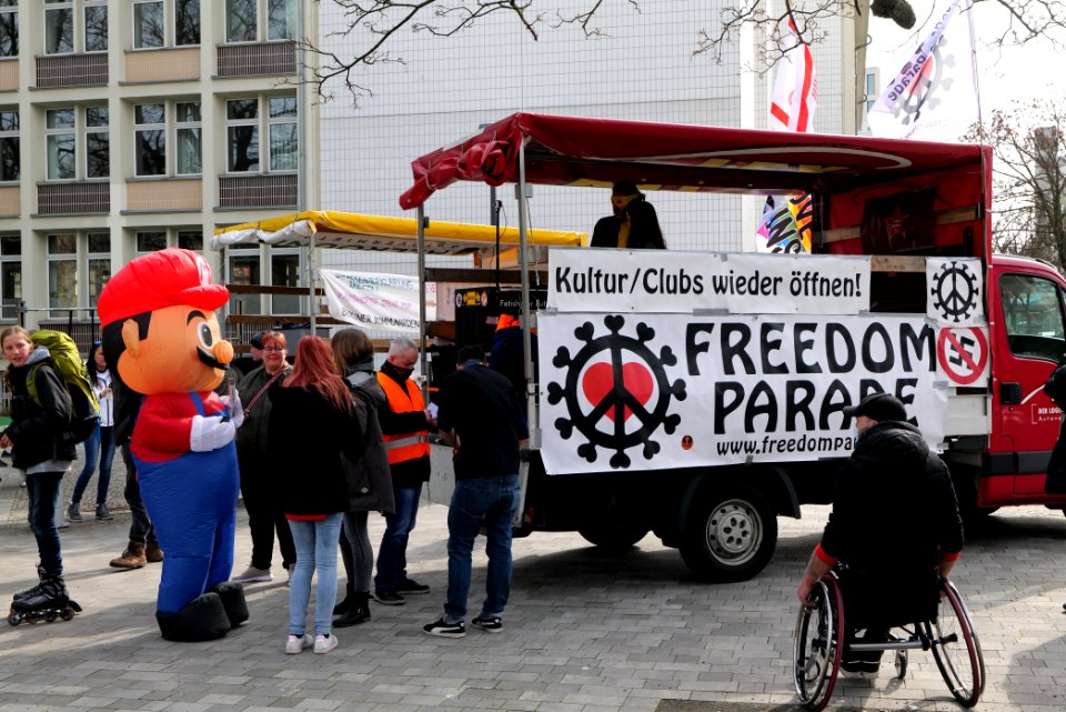 Conspiracist demonstration Berlin 2021-03-28 05