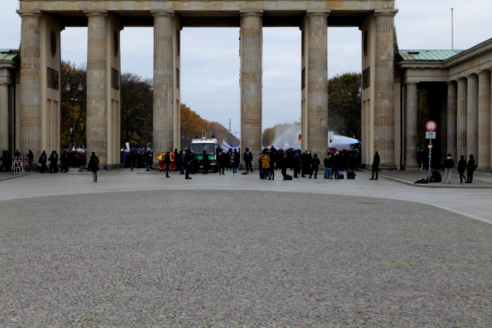 Conspiracist demonstration Berlin 2020-11-18 268