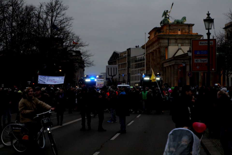 Conspiracist demonstration Berlin 2020-11-18 327