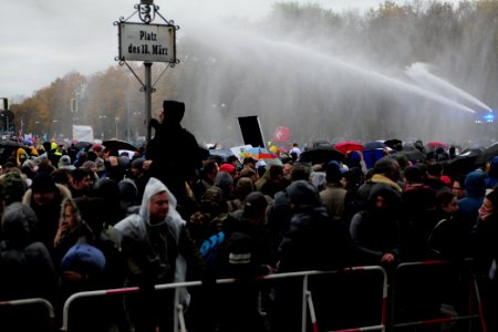 Conspiracist demonstration Berlin 2020-11-18 272