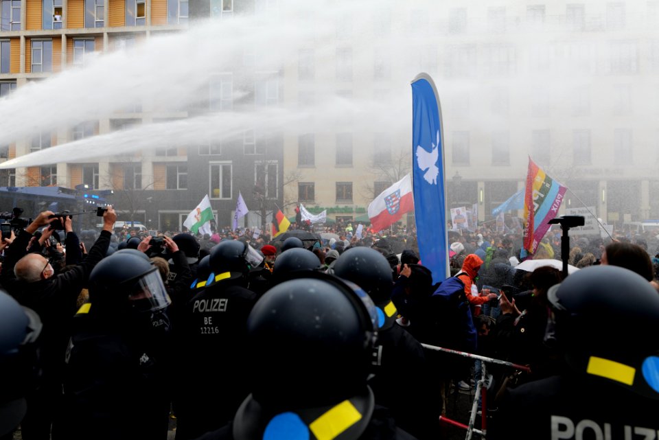 Conspiracist demonstration Berlin 2020-11-18 90