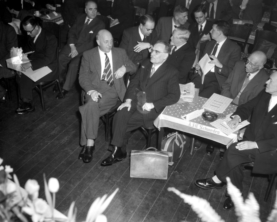 Congres Partij van de Arbeid Den Haag Mansholt, Drees, Tage, Erlander, Bestanddeelnr 908-3810