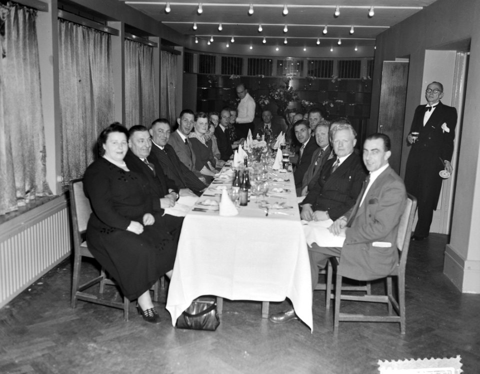 Congres Personenvervoer te Amsterdam, Bestanddeelnr 904-8279