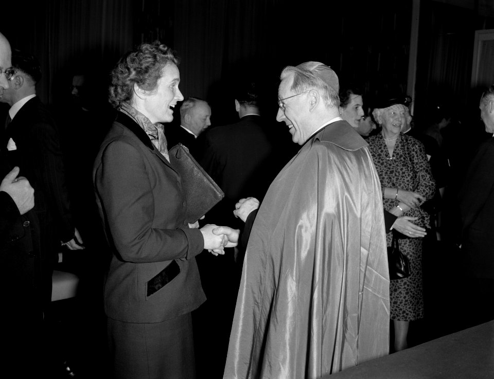 Congres International Unie van Katholieke Werkgevenden o.a. mejuffrouw Dr. M. A., Bestanddeelnr 907-0181