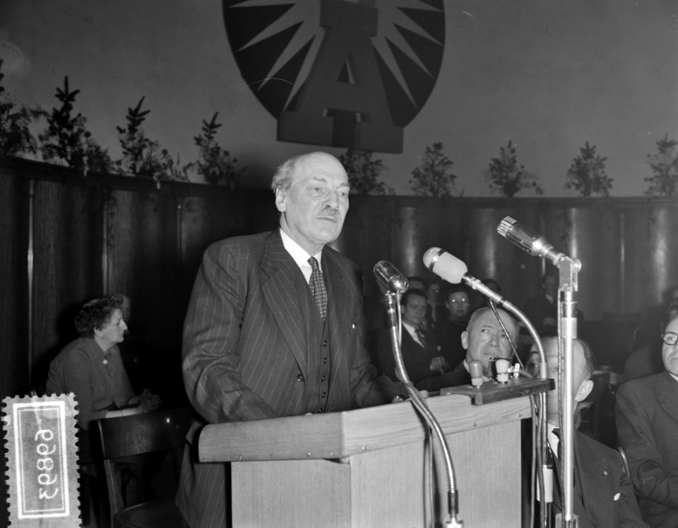 Congres PvdA Leiden. Toespraak van Clement Attlee (leider Labour Party)., Bestanddeelnr 906-9893