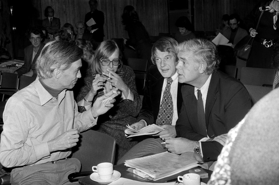 Congres D66 in Leiden v.l.n.r. Glastra van Loon , Rudy van der Scheer , Hans va, Bestanddeelnr 928-2965