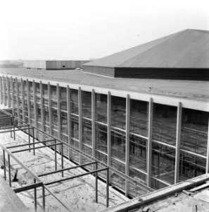 Congresgebouw nadert voltooiing naast RAI gebouw, Bestanddeelnr 916-3004