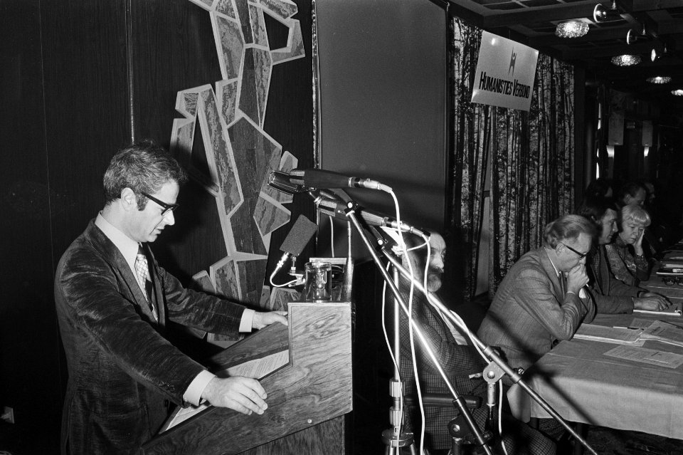 Congres over overlevingsproblematiek van Humanistisch Verbond in Rotterdam mr, Bestanddeelnr 927-7386