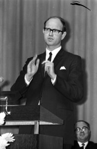 Congres over Geluidshinder in aula Technische Hogeschool te Delft Prof.dr. W. , Bestanddeelnr 921-7714