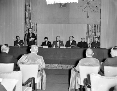Congres International Unie van Katholieke Werkgevenden o.a. mejuffrouw Dr. M. A., Bestanddeelnr 907-0184