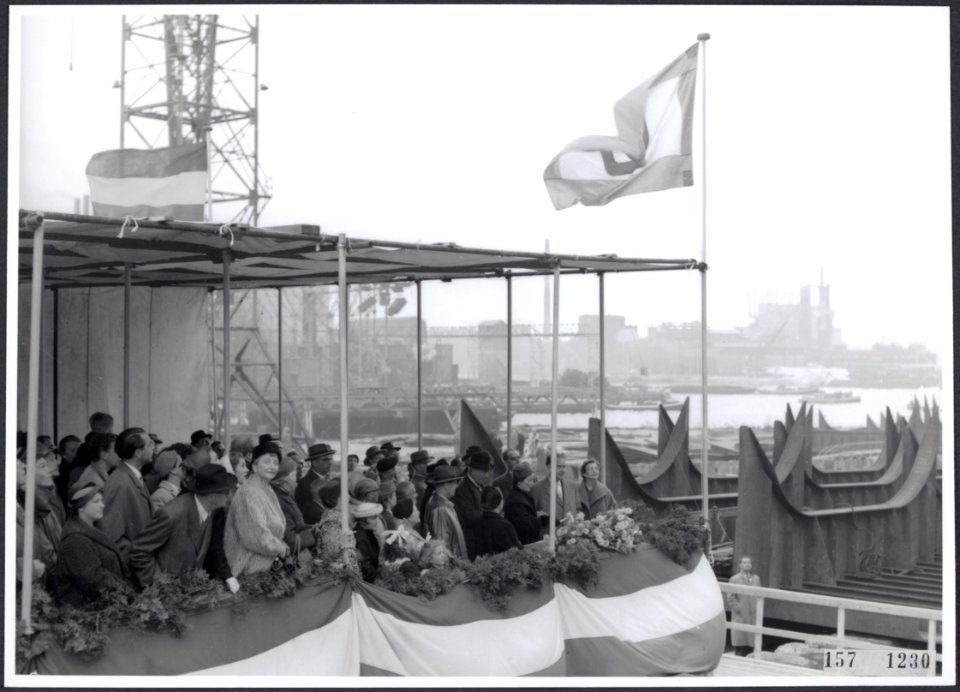 Collectie Fotocollectiie Afdrukken ANEFO Rousel, fotonummer 157-1230, Bestanddeelnr 157-1230