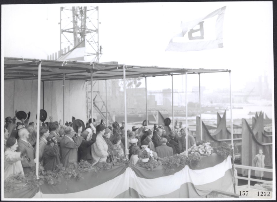 Collectie Fotocollectiie Afdrukken ANEFO Rousel, fotonummer 157-1232, Bestanddeelnr 157-1232