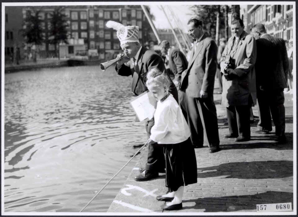 Collectie Fotocollectiie Afdrukken ANEFO Rousel, fotonummer 157-0680, Bestanddeelnr 157-0680