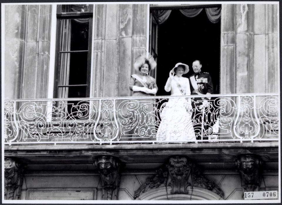 Collectie Fotocollectiie Afdrukken ANEFO Rousel, fotonummer 157-0706, Bestanddeelnr 157-0706