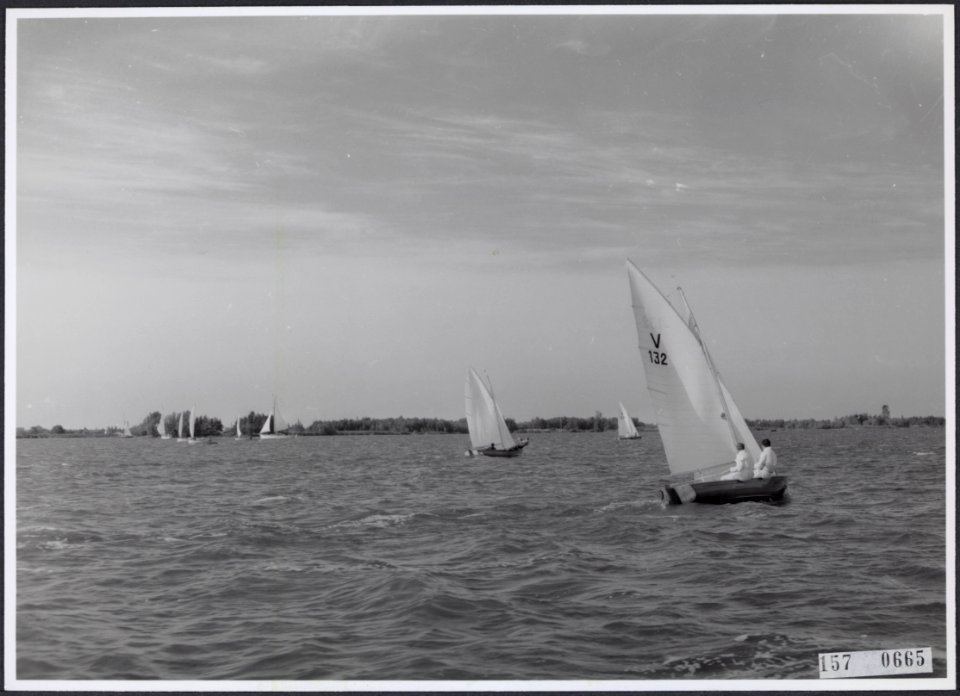 Collectie Fotocollectiie Afdrukken ANEFO Rousel, fotonummer 157-0665, Bestanddeelnr 157-0665