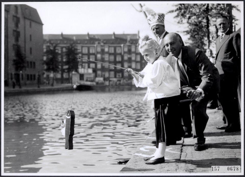 Collectie Fotocollectiie Afdrukken ANEFO Rousel, fotonummer 157-0678, Bestanddeelnr 157-0678