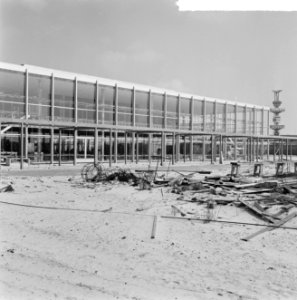 Congresgebouw nadert voltooiing naast RAI gebouw, Bestanddeelnr 916-3002