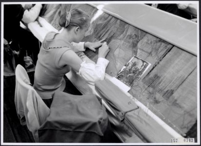 Collectie Fotocollectiie Afdrukken ANEFO Rousel, fotonummer 157-0743, Bestanddeelnr 157-0743