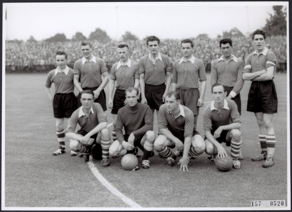 Collectie Fotocollectiie Afdrukken ANEFO Rousel, fotonummer 157-0520, Bestanddeelnr 157-0520