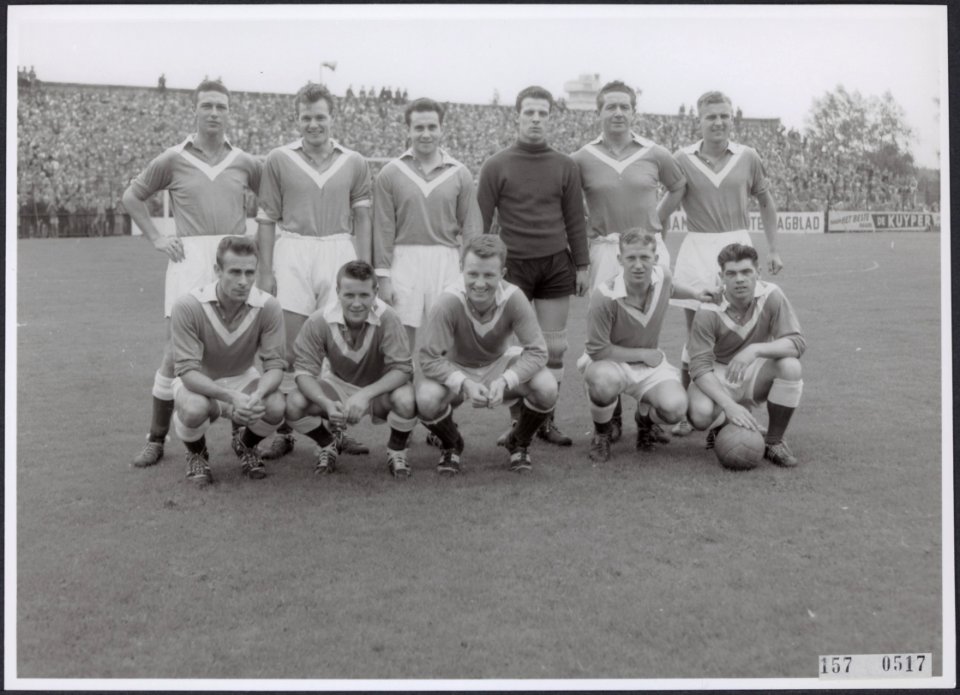 Collectie Fotocollectiie Afdrukken ANEFO Rousel, fotonummer 157-0517, Bestanddeelnr 157-0517