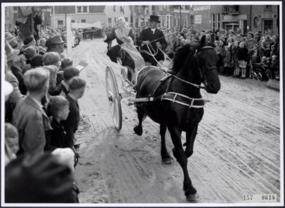 Collectie Fotocollectiie Afdrukken ANEFO Rousel, fotonummer 157-0618, Bestanddeelnr 157-0618