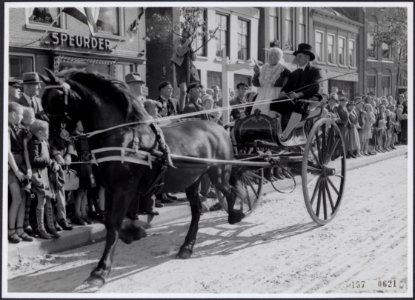 Collectie Fotocollectiie Afdrukken ANEFO Rousel, fotonummer 157-0621, Bestanddeelnr 157-0621