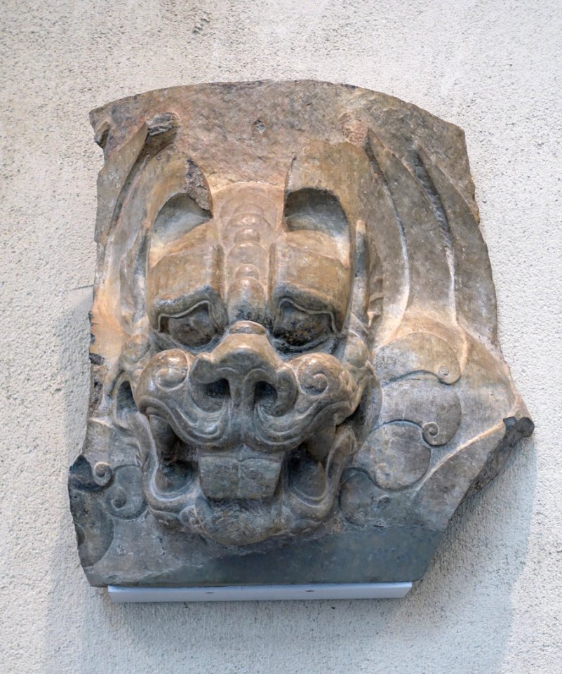 Column Support in the Form of a Beast, China, North Cave, northern Xiangtangshan Caves, Wu'an, Hebei province, Northern Qi period, 550-577 AD, limestone - Arthur M. Sackler Museum, Harvard University - DSC01606