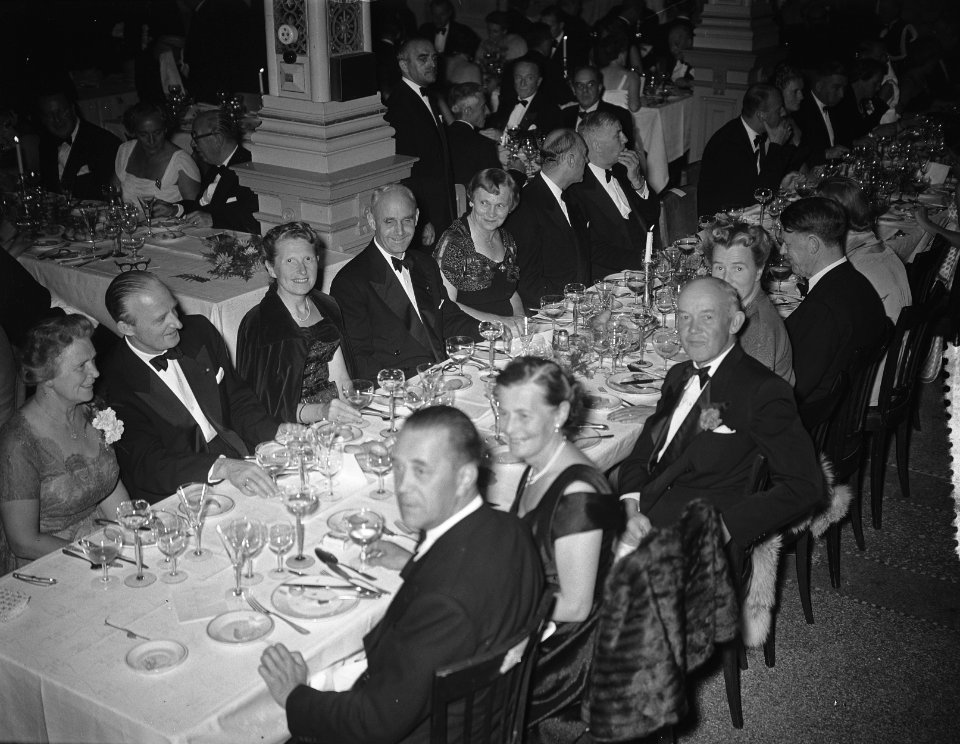 Congres zee-assuradeuren Den Haag, Banket, Bestanddeelnr 906-7155